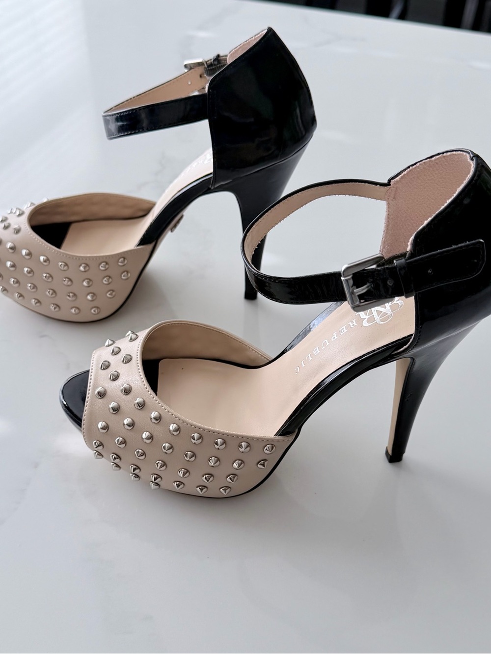 Rock & Republic ‘Kurt’ Beige and Black Studded Ankle-Strap High Heels